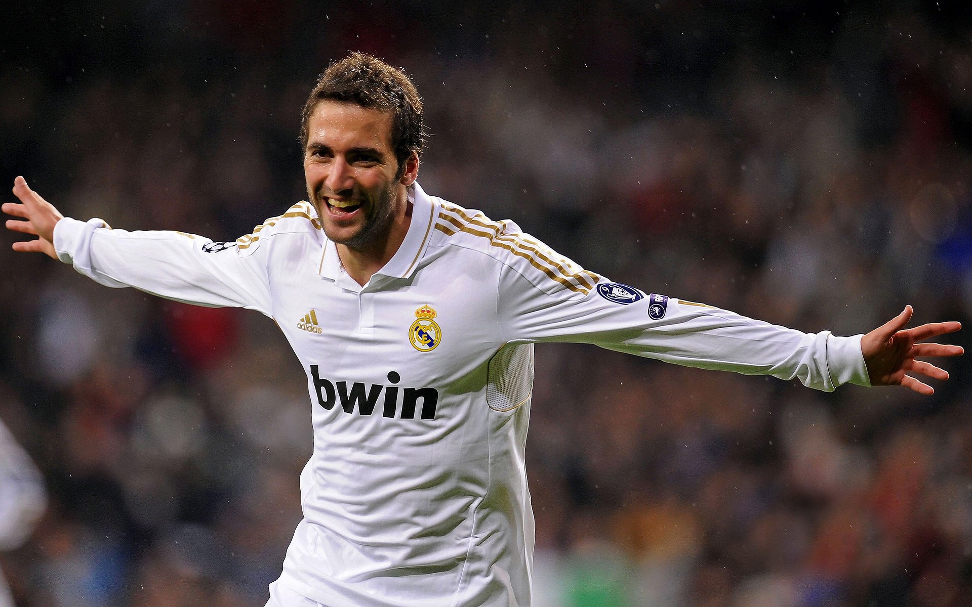 九游手机游戏-欧洲足球职业联赛掀起球迷狂热风潮，欧洲主要足球联赛